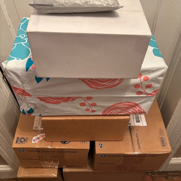 All Brands Accessories - 🚨HUUGE BLOW OUT MYSTERY SALE!💎Since Robbed almost over $2,500, Share Show Bless🚨